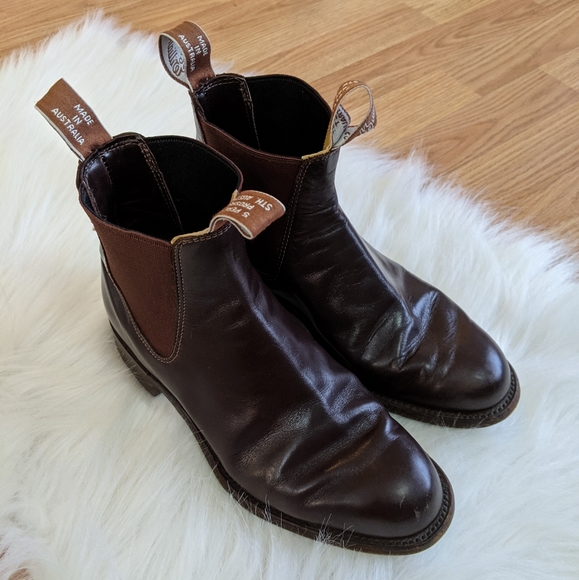 R.M Williams Chelsea Boots - Picture 5 of 16